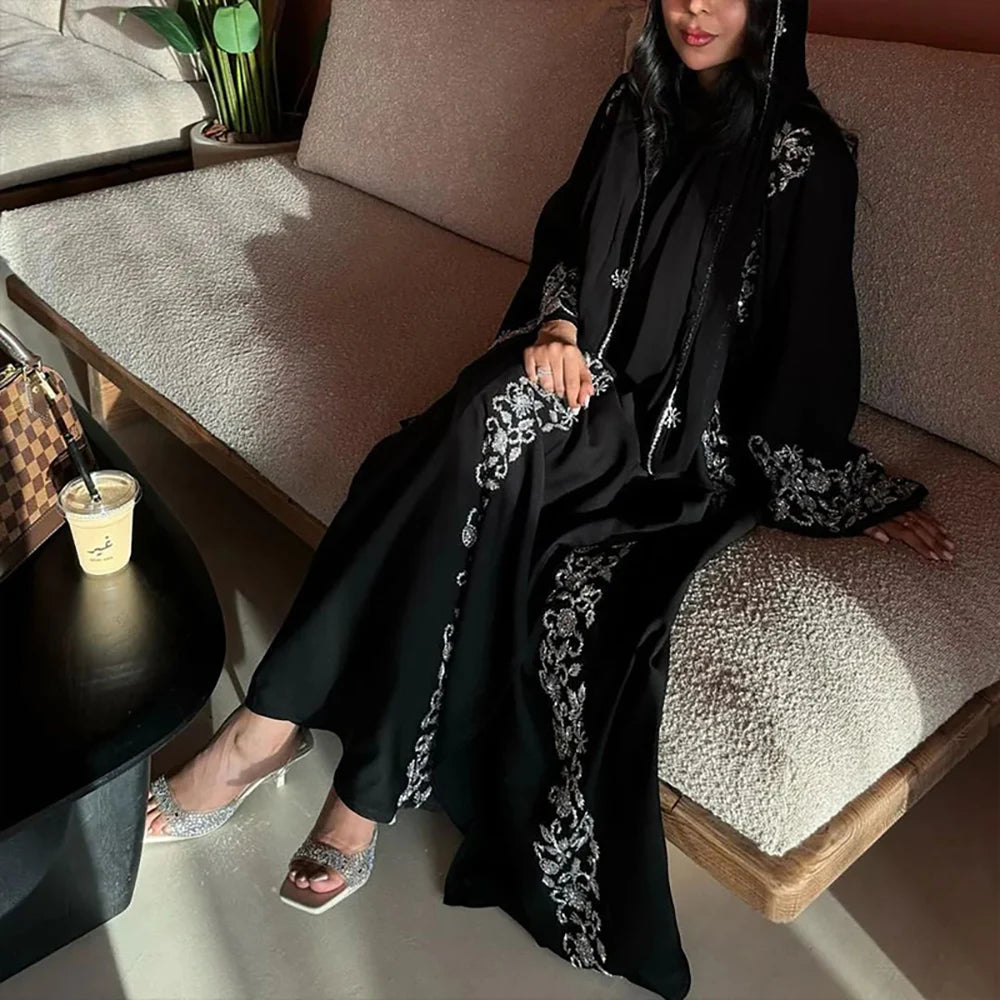 Dubai Abaya Wholesale Kaftan Embroidery Hijab Luxury Beaded Muslim Abaya for Women Dress French Gold Embellished Open Abaya