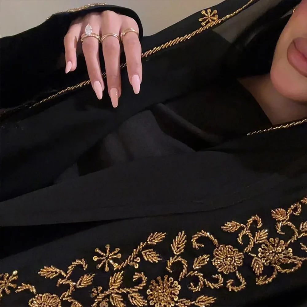 Dubai Abaya Wholesale Kaftan Embroidery Hijab Luxury Beaded Muslim Abaya for Women Dress French Gold Embellished Open Abaya