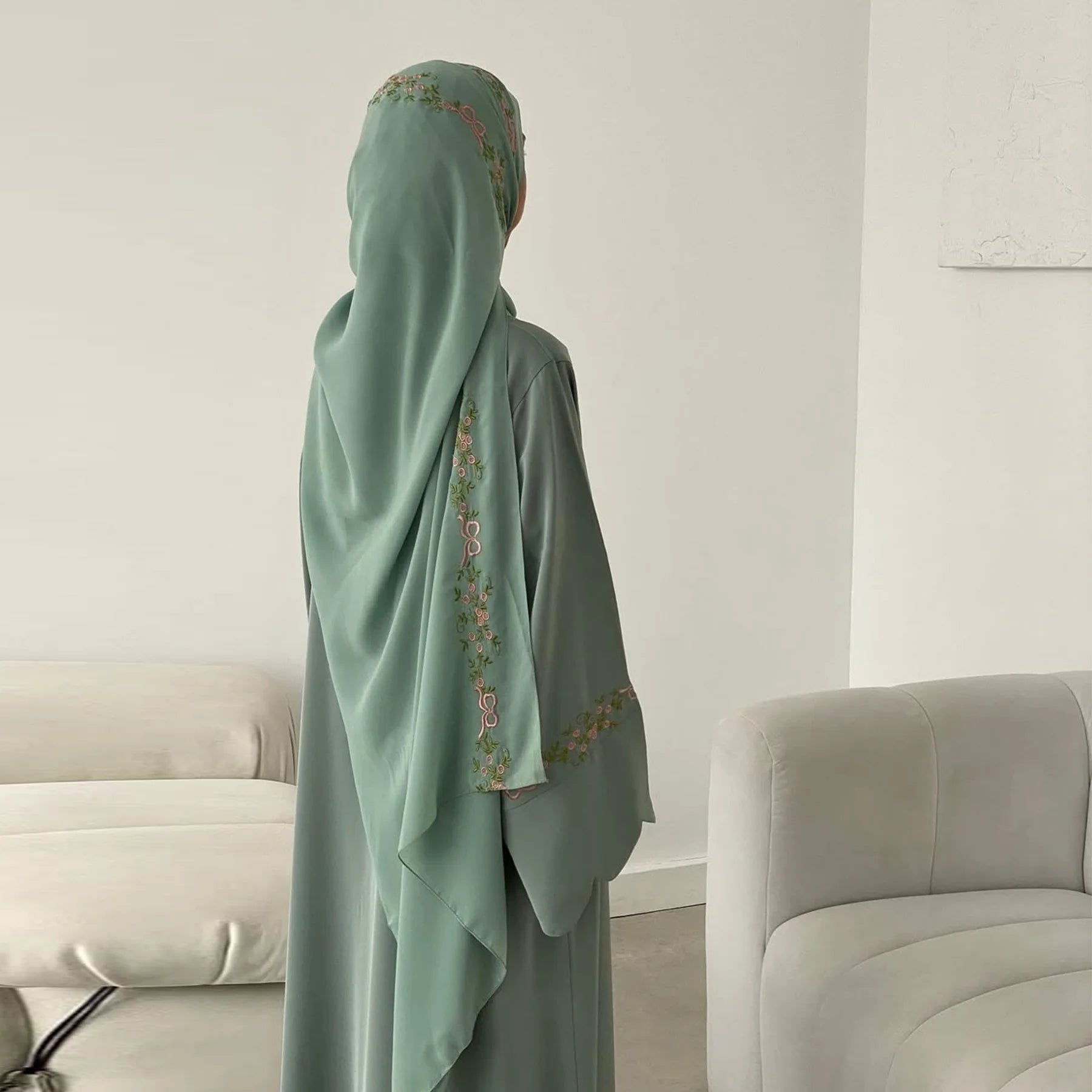 2025 Women's Dresses Embroidery Luxury Abaya Dubai Womens Clothing Front Open Abaya and Hijab 2 Piece Set Islamic Clothing